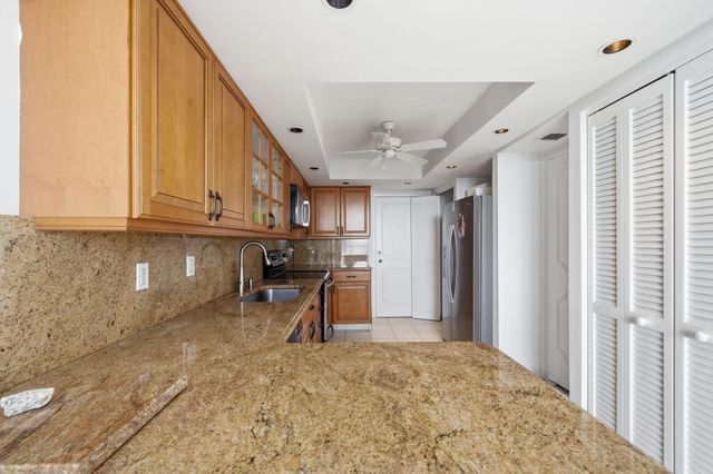 2800 S Ocean Boulevard 2a, Boca Raton, FL 33432