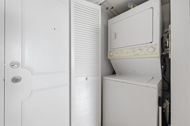 2800 S Ocean Boulevard 2a, Boca Raton, FL 33432