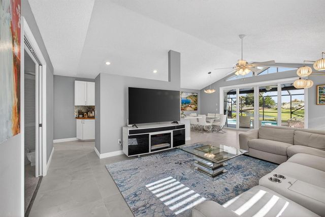 7198 SE Quincy Terrace, Hobe Sound, FL 33455