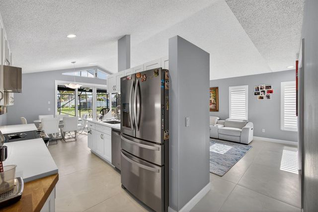 7198 SE Quincy Terrace, Hobe Sound, FL 33455