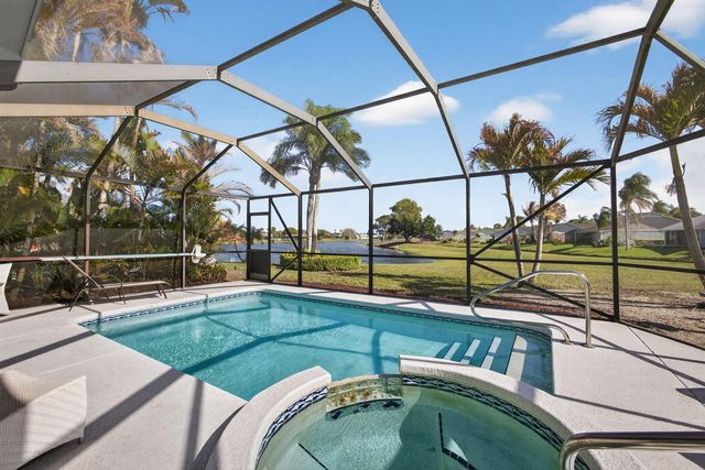 7198 SE Quincy Terrace, Hobe Sound, FL 33455