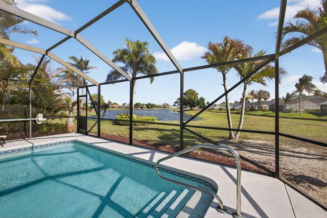 7198 SE Quincy Terrace, Hobe Sound, FL 33455