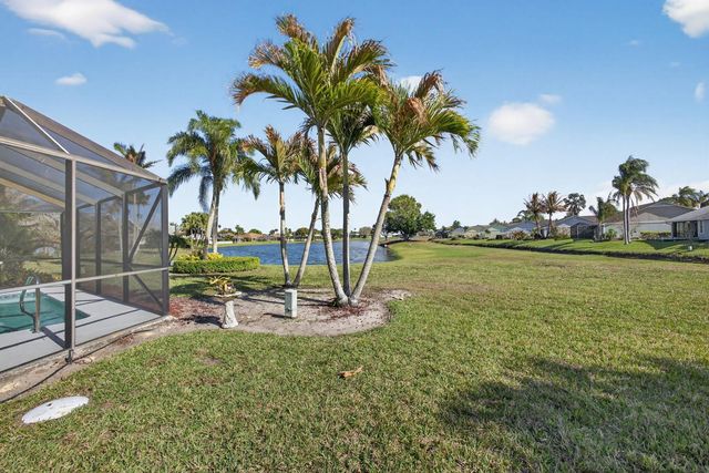 7198 SE Quincy Terrace, Hobe Sound, FL 33455