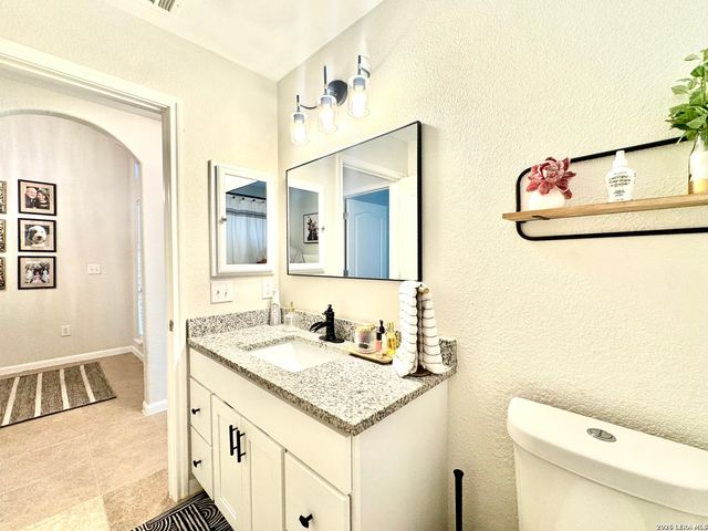1106 Seven Iron, San Antonio, TX 78221