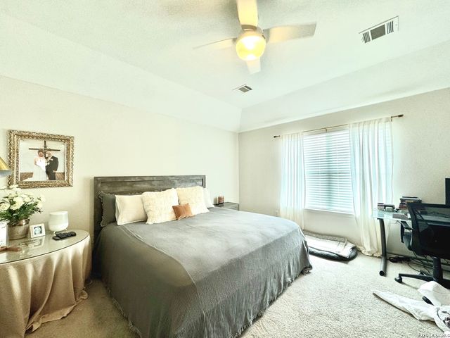 1106 Seven Iron, San Antonio, TX 78221
