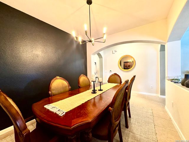 1106 Seven Iron, San Antonio, TX 78221