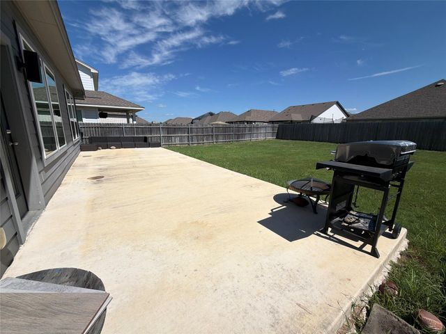113 Nettle Swap DR, Hutto, TX 78634