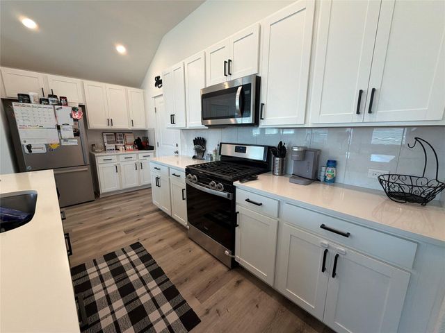 113 Nettle Swap DR, Hutto, TX 78634