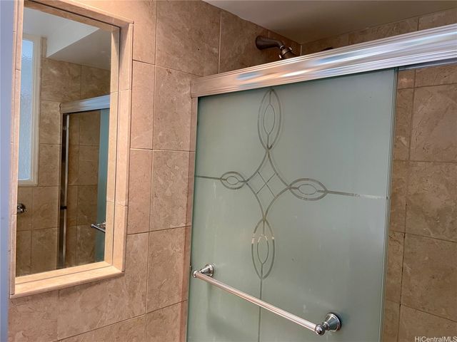 225 Queen Street 26D, Honolulu, HI 96813