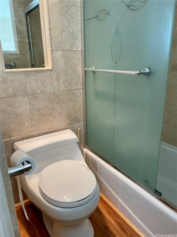 225 Queen Street 26D, Honolulu, HI 96813