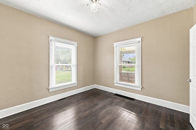 2942 MacPherson Avenue, Indianapolis, IN 46205