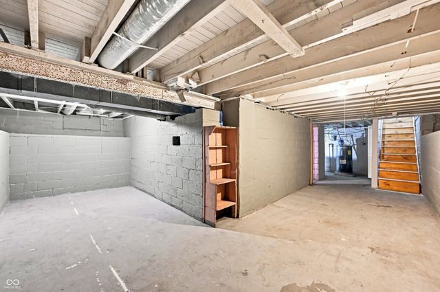 2942 MacPherson Avenue, Indianapolis, IN 46205
