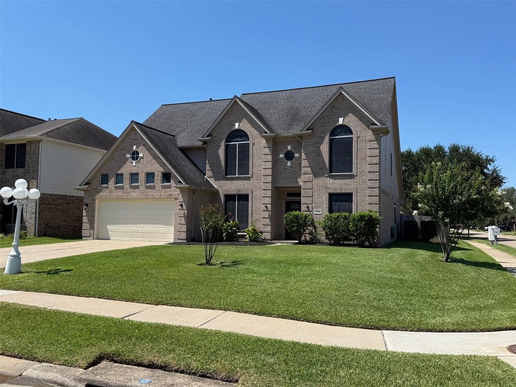 7002 Pleasant Oak Court, Richmond, TX 77407