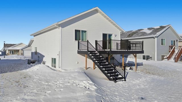 7360 20th Street S, Fargo, ND 58104