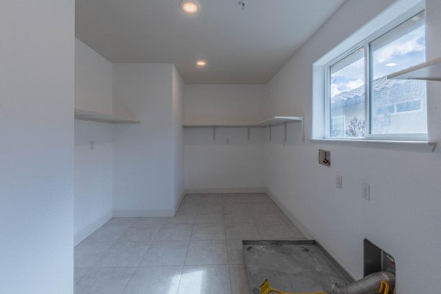 1073 Sardinia Drive, Salinas, CA 93905