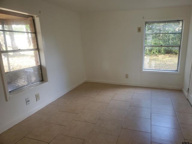 1011 W 2nd, Tyler, TX 75701