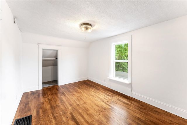 22 Ann Street, Grand Rapids, MI 49505