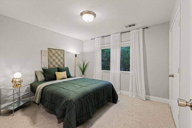 1613 Sara Lane, Richardson, TX 75081