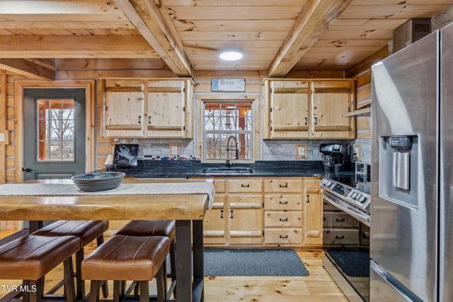 166 Booher Road, Jonesborough, TN 37659