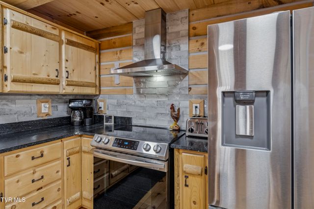 166 Booher Road, Jonesborough, TN 37659