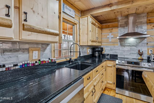 166 Booher Road, Jonesborough, TN 37659