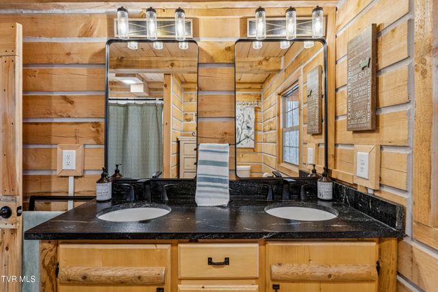 166 Booher Road, Jonesborough, TN 37659