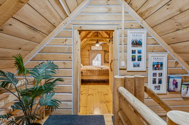 166 Booher Road, Jonesborough, TN 37659