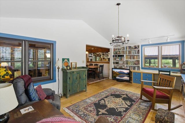 81 Honeysuckle Lane, Bennington, VT 05257