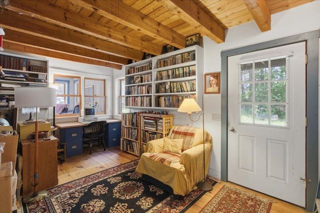 81 Honeysuckle Lane, Bennington, VT 05257