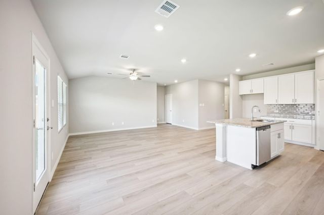 230 Sugarlands Drive, Greenville, TX 75402