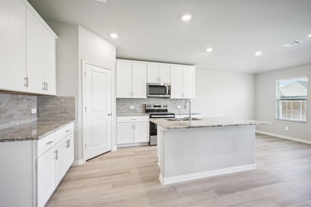 230 Sugarlands Drive, Greenville, TX 75402