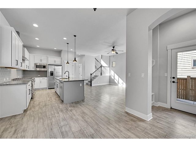 10539 E 25th Dr, Aurora, CO 80010