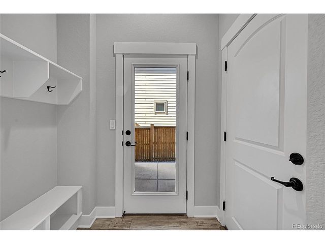 10539 E 25th Dr, Aurora, CO 80010