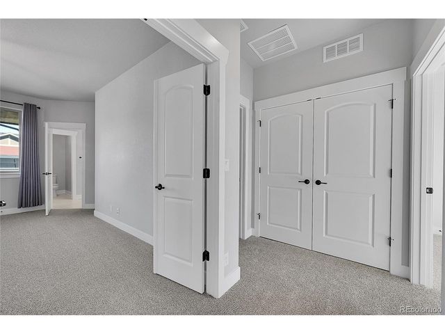 10539 E 25th Dr, Aurora, CO 80010