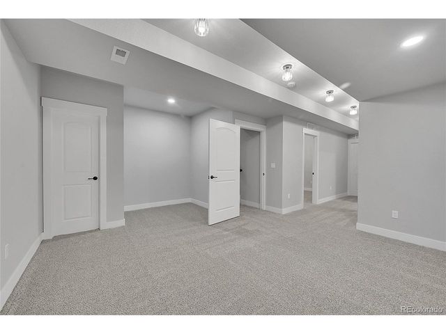 10539 E 25th Dr, Aurora, CO 80010