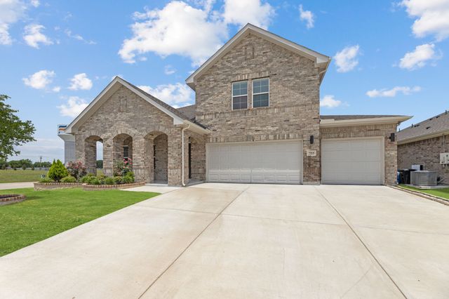 722 Cari Lane, Forney, TX 75126