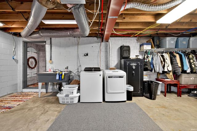 8616 S Gore Road, Bloomington, IN 47403