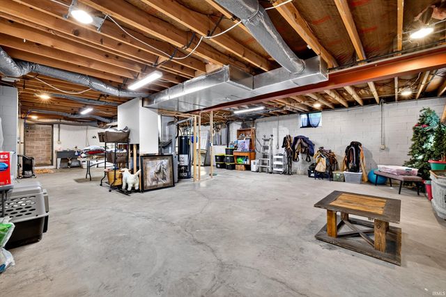 8616 S Gore Road, Bloomington, IN 47403