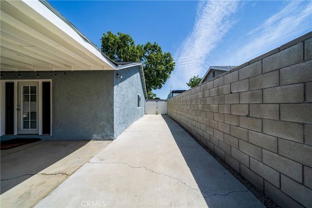 4040 Penrod, Riverside, CA 92505