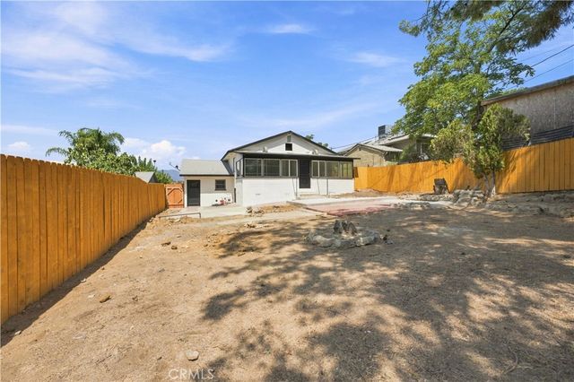 406 Lookout, Lake Elsinore, CA 92530
