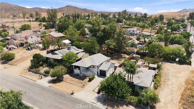 406 Lookout, Lake Elsinore, CA 92530