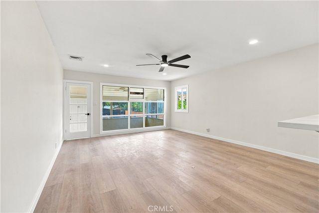406 Lookout, Lake Elsinore, CA 92530