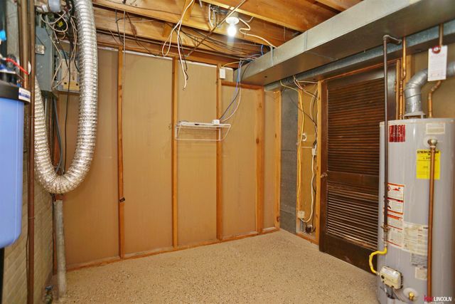 2521 County Down Court, Lincoln, NE 68512