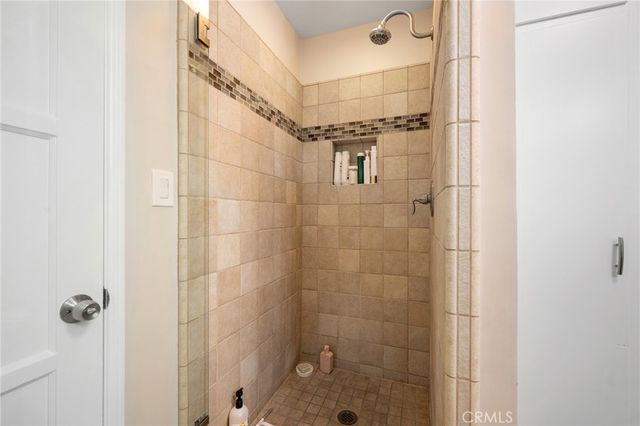 505 Cambridge Drive, Burbank, CA 91504