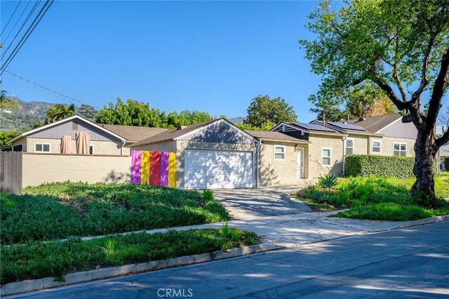 505 Cambridge Drive, Burbank, CA 91504