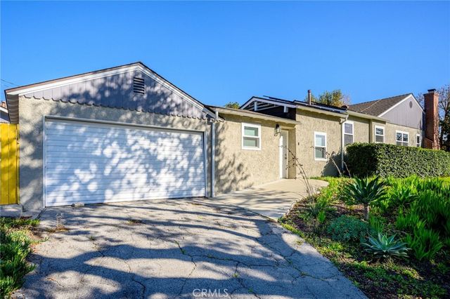 505 Cambridge Drive, Burbank, CA 91504