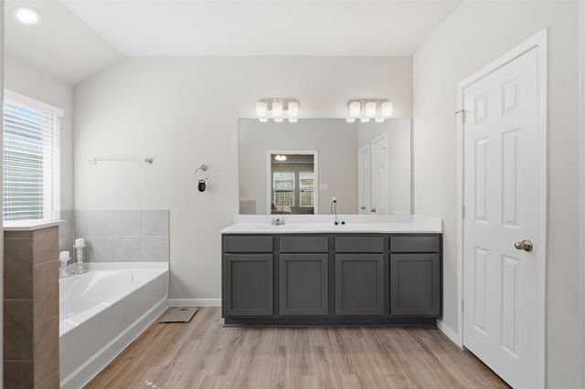 13211 Lanrin Park Lane, Houston, TX 77044