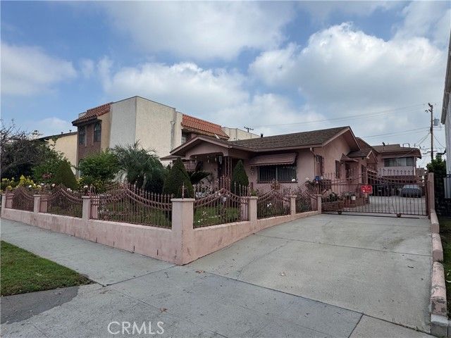 410 Fischer, Glendale, CA 91205