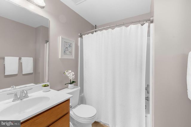 3671 MIDDLE GROUND CT, Chesapeake Beach, MD 20732