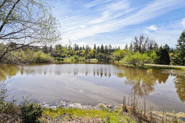 2767 Shilo Dr, Placerville, CA 95667